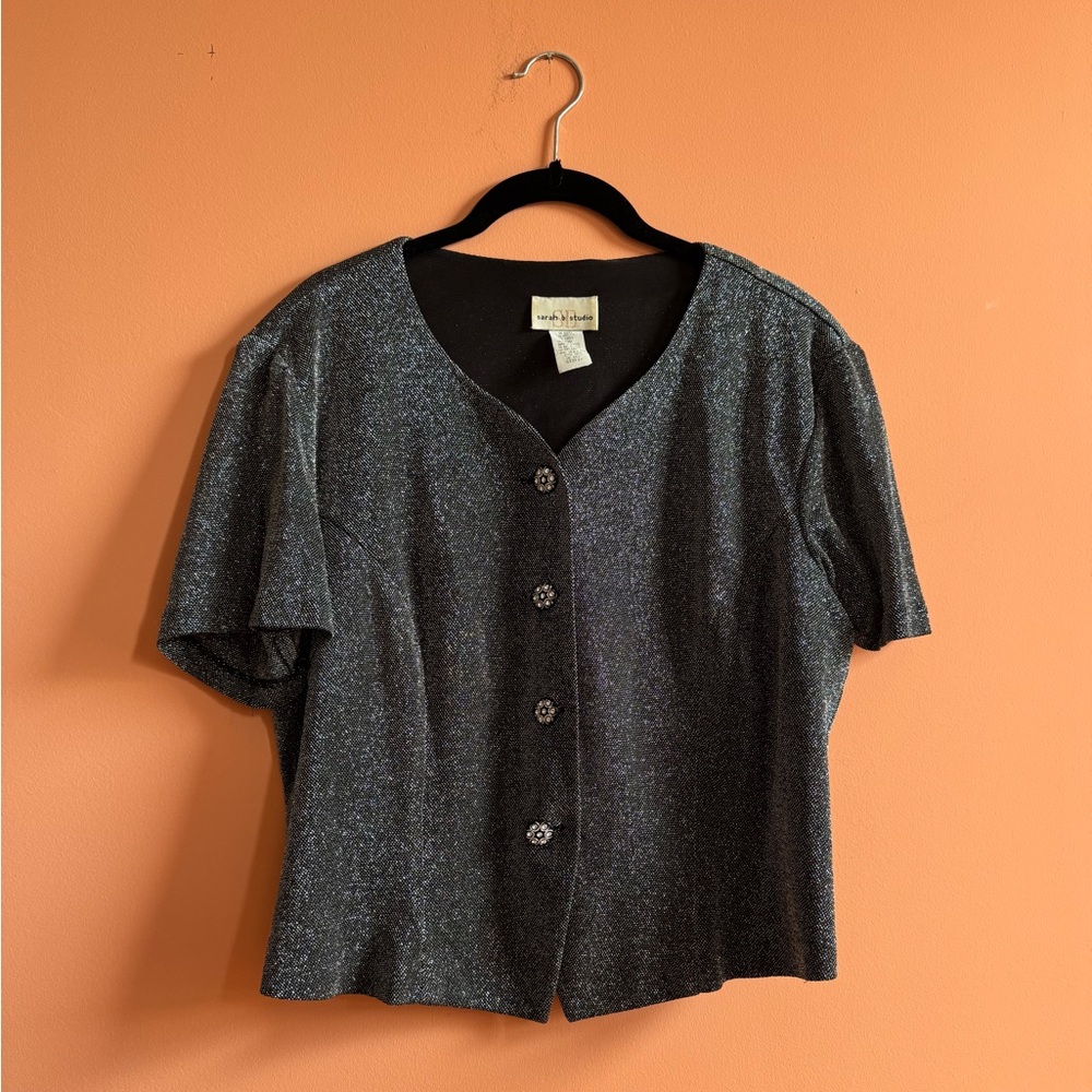 Sarah b studio vintage silver metallic cropped button up top size 12 EUC